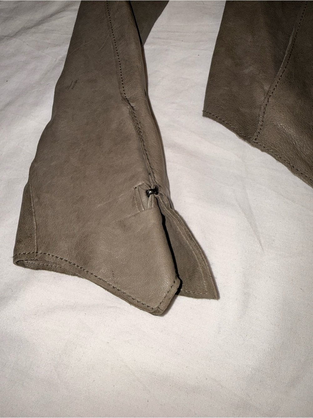 Beautiful Helmut Lang Olive Taupe Asymmetrical Draped Leather Jacket - Picture 6 of 13